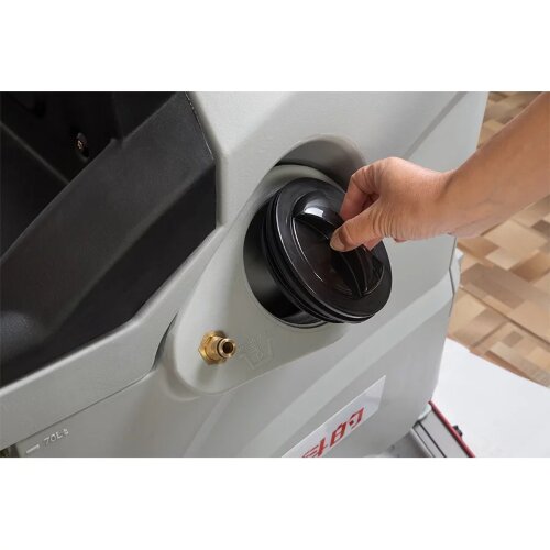 Поломоечная машина с местом оператора Bennett Ranger R660B